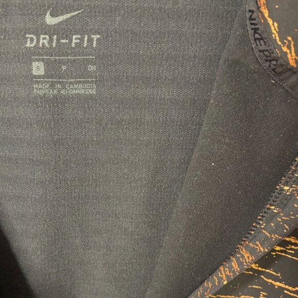Nike Grey and Bronze Long‎ Sleeve Top - Picture 5 of 5